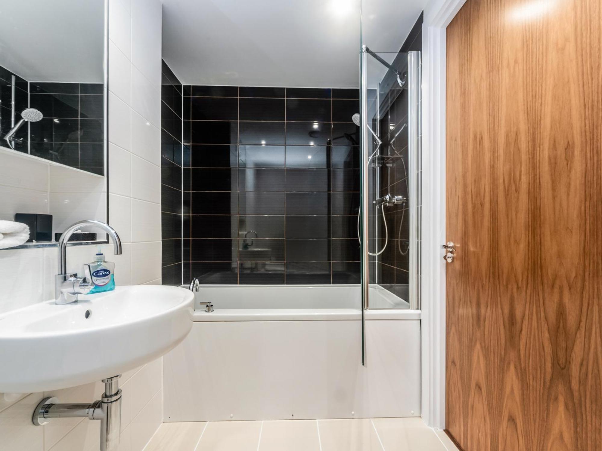 Pass The Keys Newly Renovated By Barbican Appartamento *